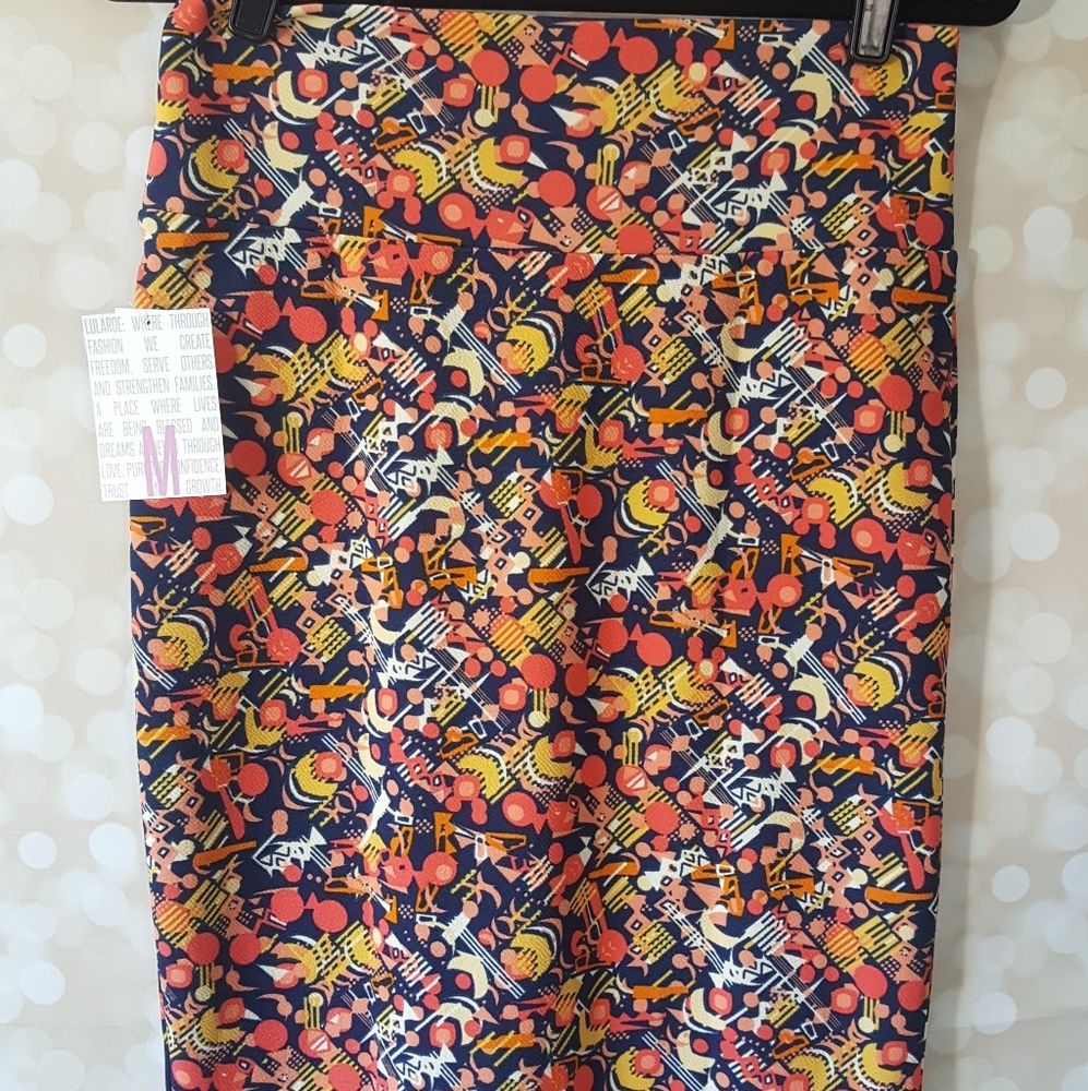 BNWT Cassie Pencil Skirt